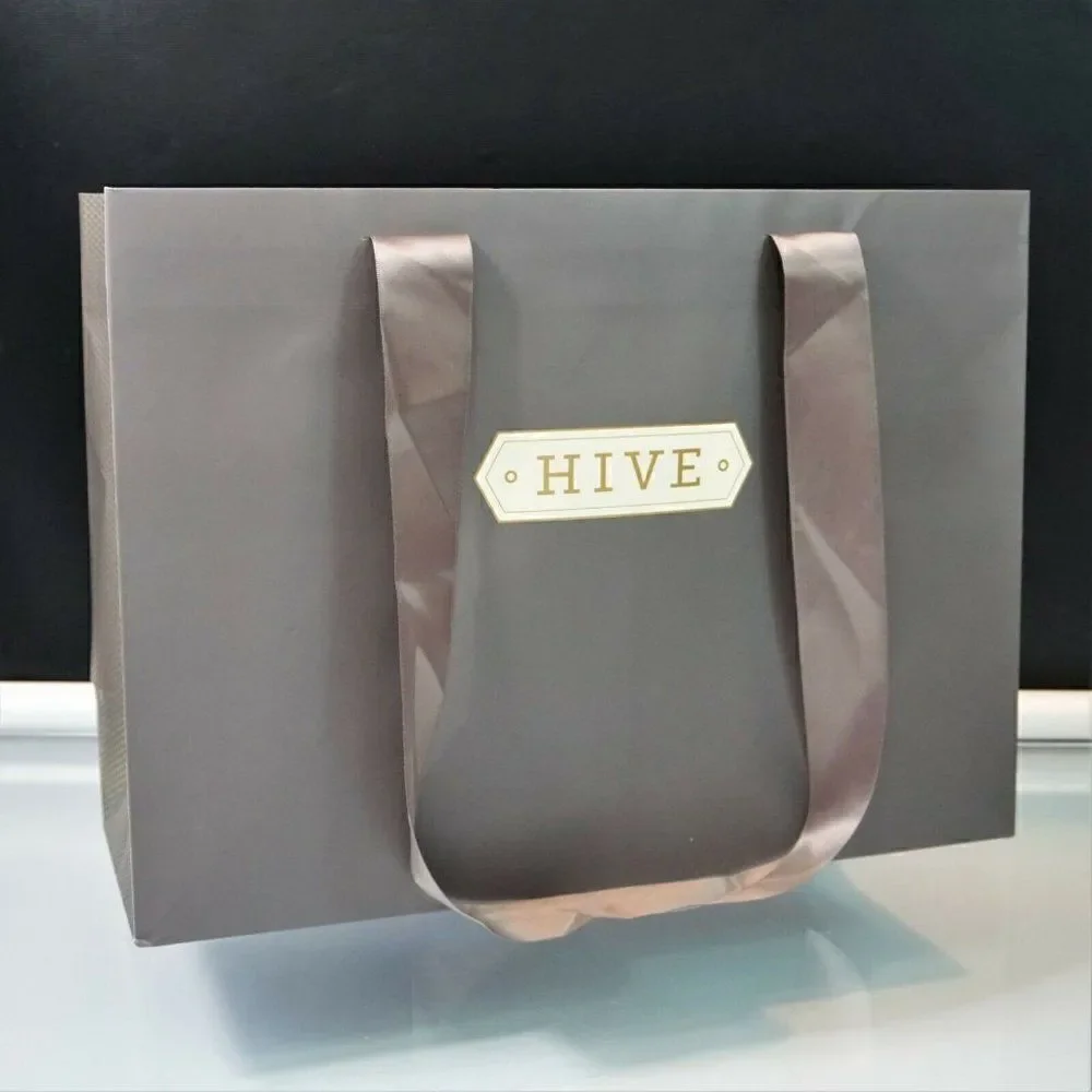 Hive Boutique Store West Palm Beach Florida Totes 2 Paper Gift Bags Rope Handle